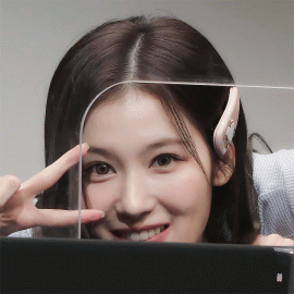 사나/ 쯔위 트와이스